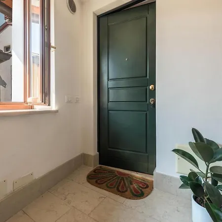 Borgo Floor Con Parcheggio Apartmán