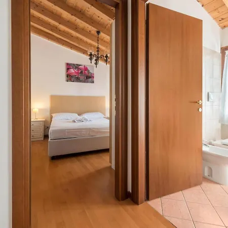 Borgo Floor Con Parcheggio