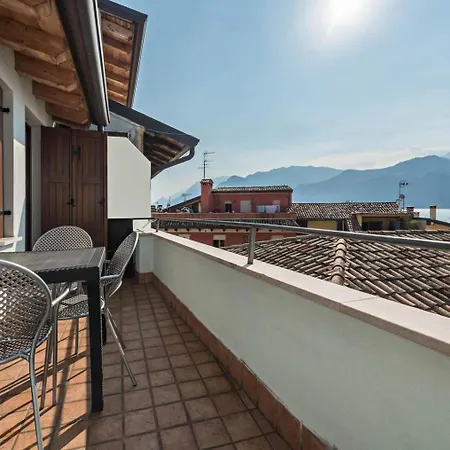 Borgo Floor Con Parcheggio Apartmán