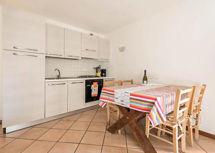 Borgo Tre Con Parcheggio Malcesine